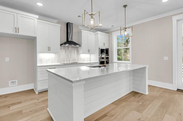 1919 Chestnut Oak Lane, Charleston, SC 29414