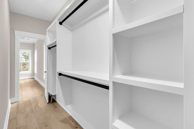 1919 Chestnut Oak Lane, Charleston, SC 29414