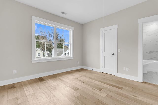 1919 Chestnut Oak Lane, Charleston, SC 29414