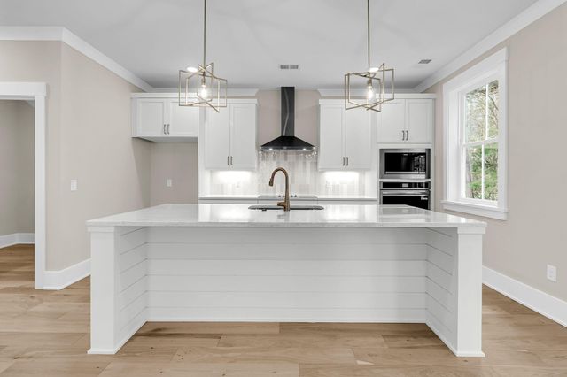 1919 Chestnut Oak Lane, Charleston, SC 29414