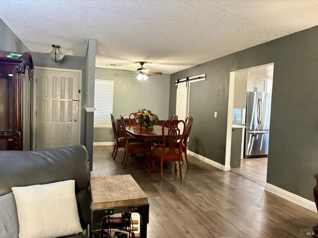 148 Daffodil Cir, Vallejo, CA 94591