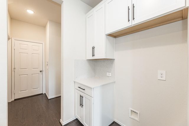 3418 Avondale View Drive, Houston, TX 77025