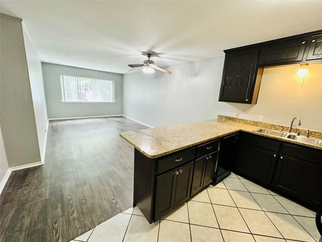 601 W 11th ST 226, Austin, TX 78701