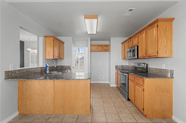 585 Lynn Drive, Pea Ridge, AR 72751