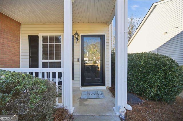 1073 Daventry Crossing, Woodstock, GA 30188
