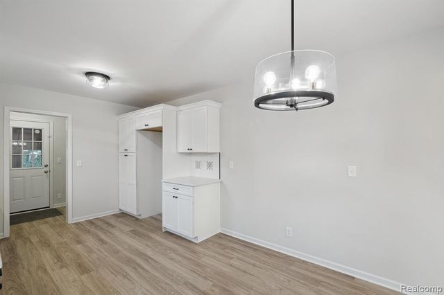 21211 Southfield Road, Southfield, MI 48075