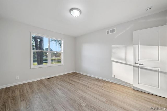 21211 Southfield Road, Southfield, MI 48075