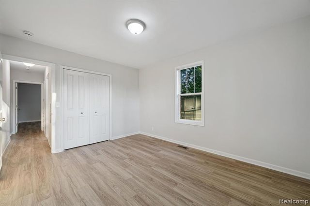 21211 Southfield Road, Southfield, MI 48075