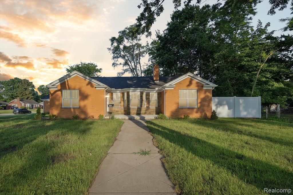 21211 Southfield Road, Southfield, MI 48075