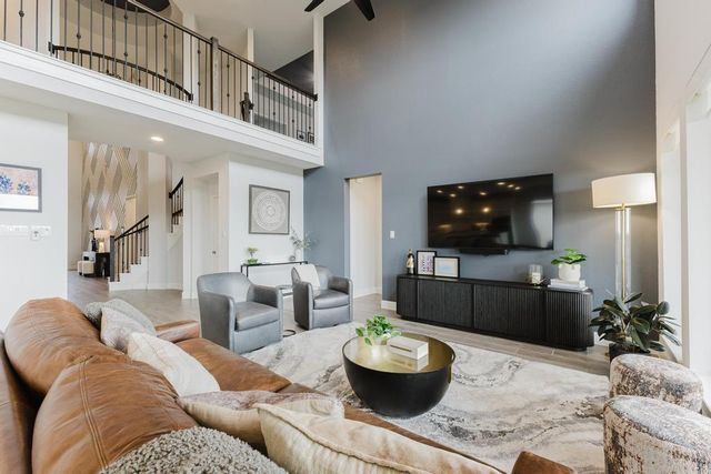 17512 Hattie TRCE, Austin, TX 78738