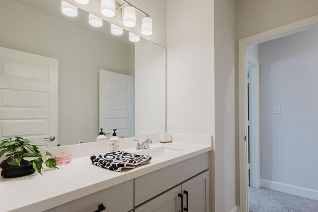 17512 Hattie TRCE, Austin, TX 78738