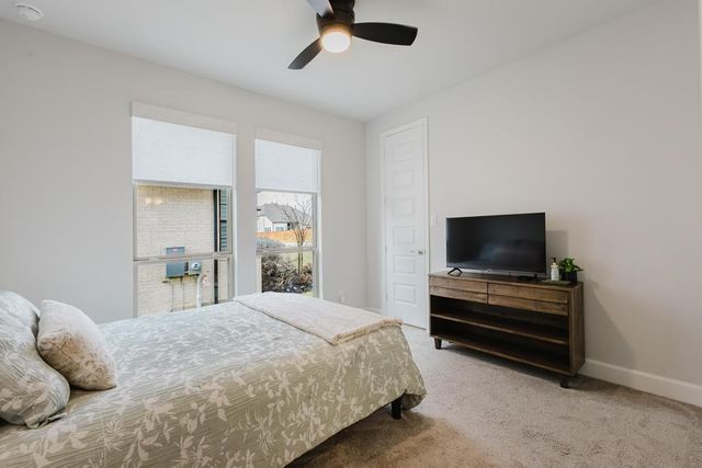 17512 Hattie TRCE, Austin, TX 78738