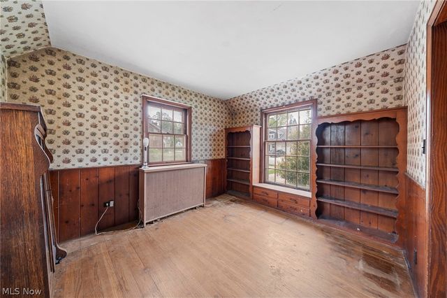 19264 N Sagamore Road, Fairview Park, OH 44126