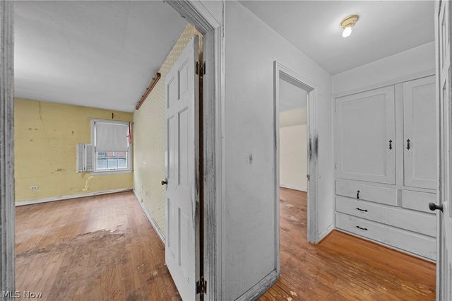 19264 N Sagamore Road, Fairview Park, OH 44126