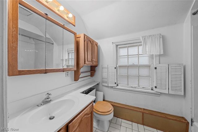 19264 N Sagamore Road, Fairview Park, OH 44126