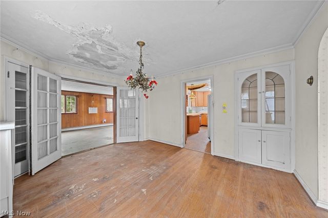 19264 N Sagamore Road, Fairview Park, OH 44126
