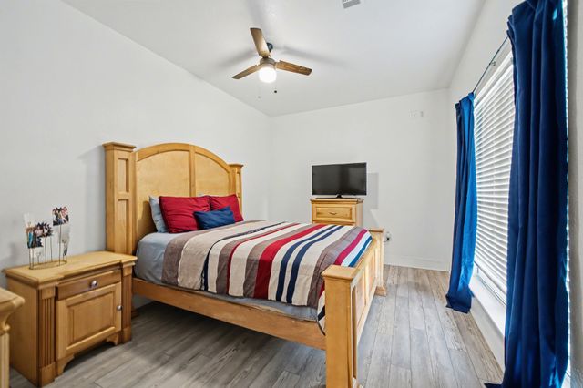 605 Ten Mile Drive, Desoto, TX 75115