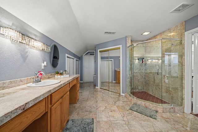 605 Ten Mile Drive, Desoto, TX 75115