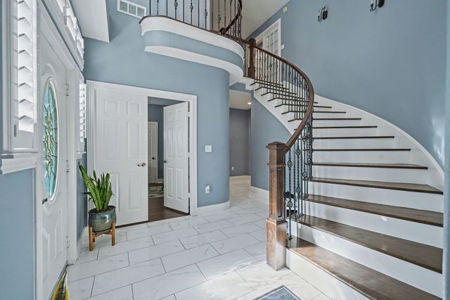 605 Ten Mile Drive, Desoto, TX 75115