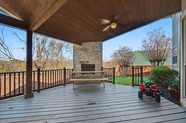 605 Ten Mile Drive, Desoto, TX 75115