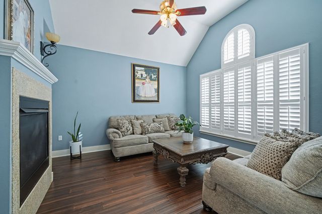 605 Ten Mile Drive, Desoto, TX 75115