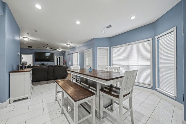 605 Ten Mile Drive, Desoto, TX 75115