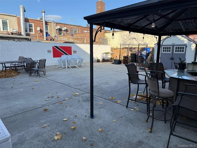 11715 200th Street, Saint Albans, NY 11412