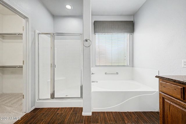8352 W VOGEL Avenue, Peoria, AZ 85345