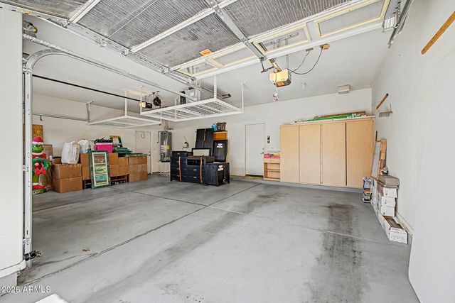 8352 W VOGEL Avenue, Peoria, AZ 85345