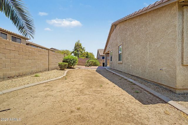 8352 W VOGEL Avenue, Peoria, AZ 85345