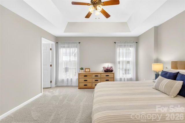 15711 King Louis Court, Charlotte, NC 28277