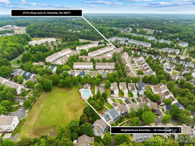 15711 King Louis Court, Charlotte, NC 28277
