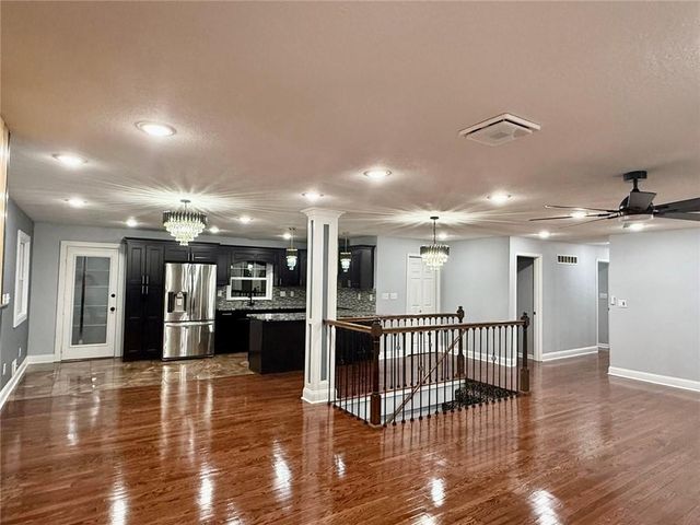 539 WESTVALE Road, Kansas City, KS 66102