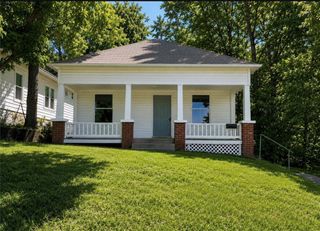 615 S Glenwood Avenue, Independence, MO 64053