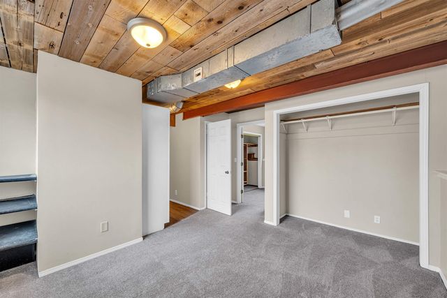 1613 E Brendonwood Rd, Derby, KS 67037