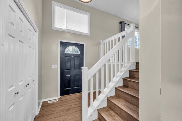 1613 E Brendonwood Rd, Derby, KS 67037