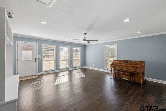 1102 Lilly Lane, Bullard, TX 75757