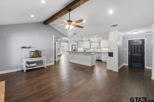 1102 Lilly Lane, Bullard, TX 75757