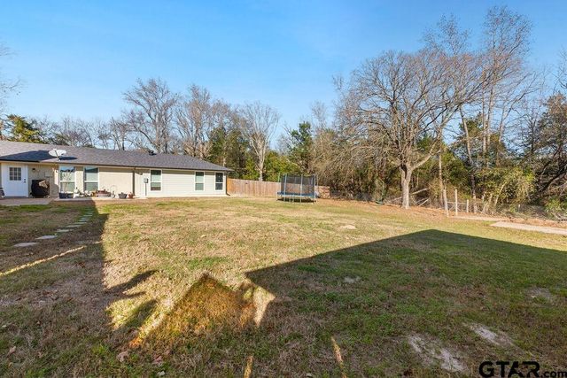 1102 Lilly Lane, Bullard, TX 75757