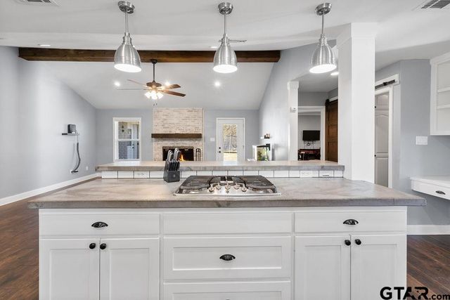 1102 Lilly Lane, Bullard, TX 75757