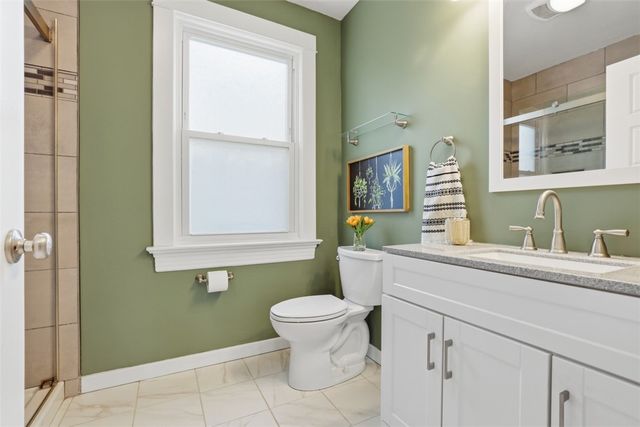 610 State St, Baden, PA 15005