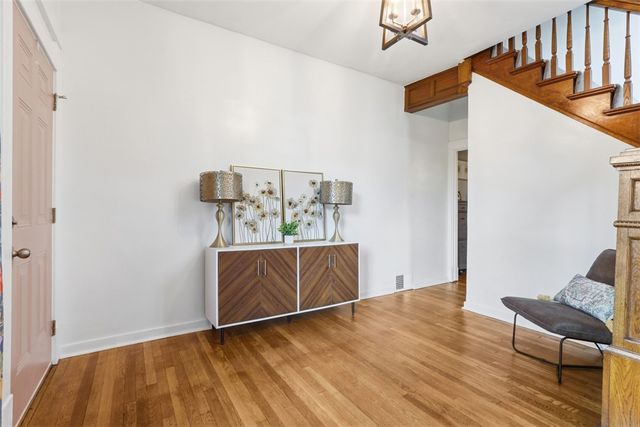 610 State St, Baden, PA 15005