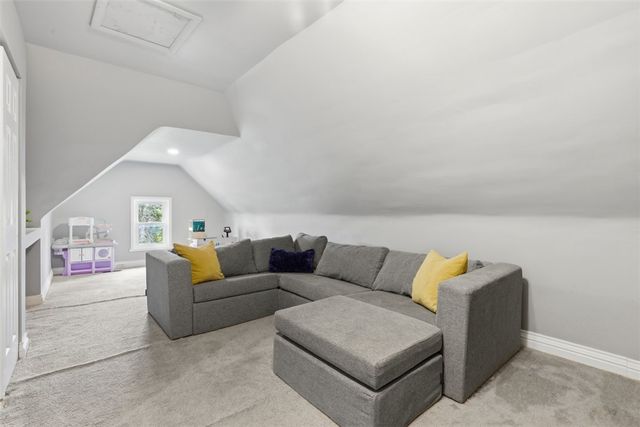 610 State St, Baden, PA 15005