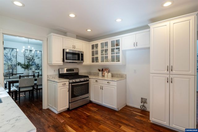 4380 NW Canary Pl, Corvallis, OR 97330