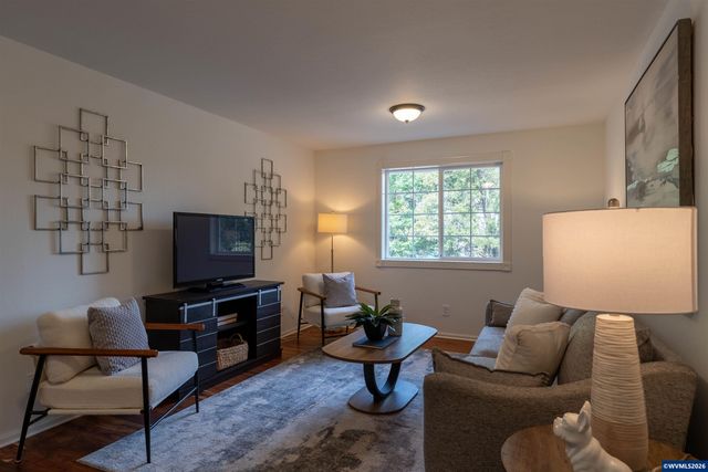 4380 NW Canary Pl, Corvallis, OR 97330