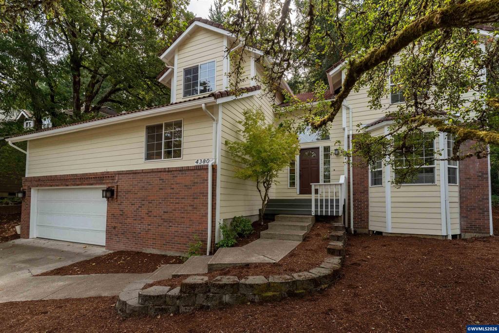 4380 NW Canary Pl, Corvallis, OR 97330