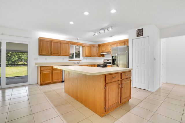 16245 E Burns Drive, Loxahatchee, FL 33470