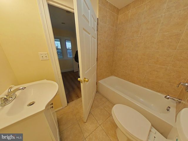 8611 WESTPHALIA RD, Upper Marlboro, MD 20774