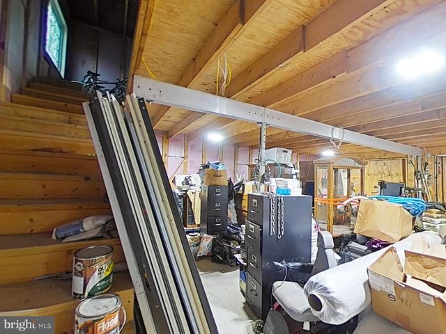 8611 WESTPHALIA RD, Upper Marlboro, MD 20774