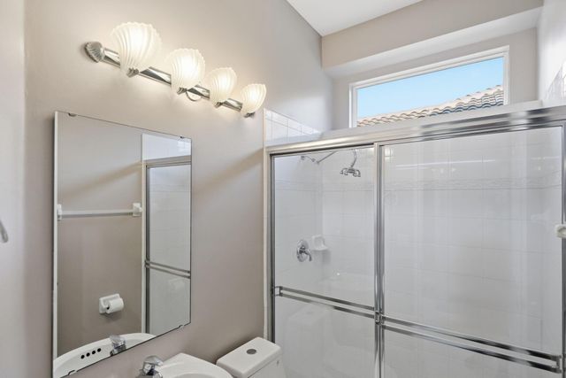 665 SW Sw Lake Charles Circle, Port St Lucie, FL 34986